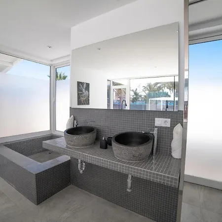 Valhalla * Playa Blanca (Lanzarote)